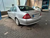 Gebraucht Mercedes C200 163 PS (119 kW) 2004 Silber Limousine