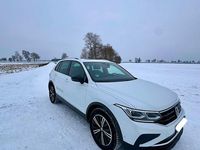 Gebraucht VW Tiguan Active 150 PS (110 kW) 2021 Weiß SUV