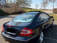 Gebraucht Mercedes CLK500 306 PS (225 kW) 2005 Blau Coupé