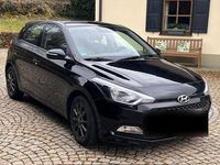 Gebraucht Hyundai i20 Classic 75 PS (55 kW) 2018 Schwarz Kleinwagen