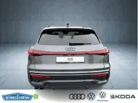 Gebraucht Audi Q5 Ambiente 204 PS (150 kW) 2025 Grau (daytonagrau) SUV