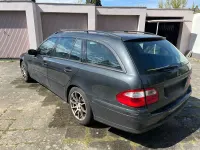 Używany Mercedes E320 Classic 224 KM (164 kW) 2003 Szary Sedan/Limuzyna