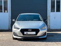 Gebraucht Hyundai i30 Passion Plus 140 PS (102 kW) 2018 Silber Limousine