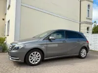 Gebraucht Mercedes B200 156 PS (114 kW) 2012 Grau Kleinwagen