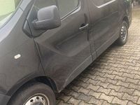 Gebraucht Opel Vivaro 120 PS (88 kW) 2016 Schwarz Van / Kleinbus
