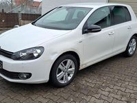 Gebraucht VW Golf VII Match 86 PS (63 kW) 2012 Weiß Limousine