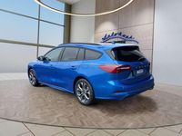 Neu Ford Focus ST-Line X 155 PS (114 kW) 2026 Desert island blau Kombi