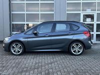 Gebraucht BMW 220 M Sport 192 PS (141 kW) 2018 Mineralgrau metallic Van / Kleinbus