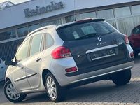 Gebraucht Renault Clio II 101 PS (74 kW) 2008 Silber Limousine
