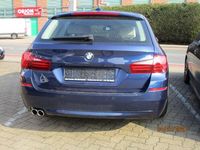 Gebraucht BMW 520 190 PS (139 kW) 2017 Mediterranblau metallic Kombi