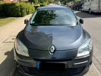 Używany Renault Mégane 110 KM (80 kW) 2012 Czarny Sedan/Limuzyna
