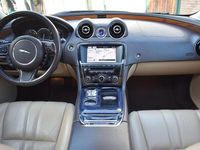 Gebraucht Jaguar XJ Premium Luxury 275 PS (202 kW) 2012 Grau Limousine