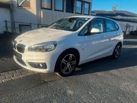 Gebraucht BMW 220 Sport Line 192 PS (141 kW) 2016 Weiß Kombi