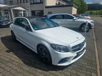 Gebraucht Mercedes C180 AMG line 156 PS (114 kW) 2020 Weiß Limousine