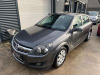 Gebraucht Opel Astra 140 PS (102 kW) 2008 Grau Limousine