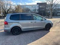 Gebraucht VW Sharan Trendline 150 PS (110 kW) 2010 Blau Van / Kleinbus