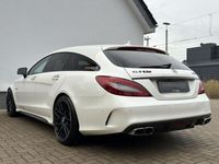 gebraucht Mercedes CLS63 AMG S AMG 4Matic KERAMIK DRIVERS PA* 360 LED