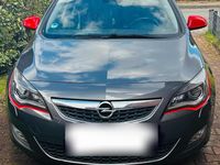 Gebraucht Opel Astra 140 PS (102 kW) 2011 Grau Kleinwagen