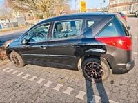 Gebraucht Peugeot 207 95 PS (69 kW) 2011 Kleinwagen