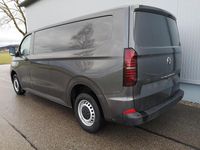 Neu VW T6.1 100 kW (136 PS) 2026 Graphite dust metallic Van
