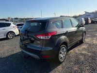 Gebraucht Ford Kuga Titanium 150 PS (110 kW) 2015 Grau SUV