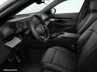 Gebraucht BMW 540 Sport Line 286 PS (210 kW) 2025 Grau Limousine