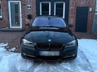 Gebraucht BMW 320 184 PS (135 kW) 2012 Schwarz Kombi