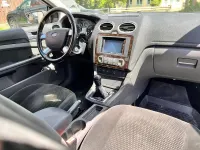Usado Ford Focus 116 CV (85 kW) 2005 Plateado Berlina