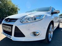 Używany Ford Focus Titanium 150 KM (110 kW) 2012 Biały Sedan/Limuzyna