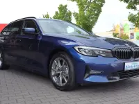 Gebraucht BMW 330 Sport Line 265 PS (194 kW) 2020 Blau Kombi