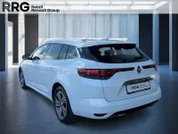 Gebraucht Renault Mégane IV Intens 91 PS (66 kW) 2021 Weiss â´nacreâ´ Kombi