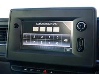 Second-hand Renault Master 163 CP (119 kW) 2022 Alb Monovolum