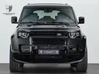Gebraucht Land Rover Defender SE Dynamic 300 PS (220 kW) 2025 Santorini black SUV