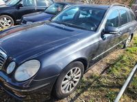 Second-hand Mercedes E200 184 CP (135 kW) 2008 Gri Berlinǎ