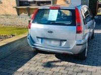 Gebraucht Ford Fusion Ambiente 80 PS (58 kW) 2005 Silber Kleinwagen