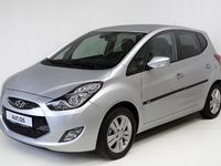 Gebraucht Hyundai ix20 Style 125 PS (91 kW) 2012 Silber metallic Kleinwagen