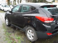 Gebraucht Hyundai ix35 115 PS (84 kW) 2011 Schwarz SUV