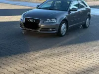 Gebraucht Audi A3 Attraction 105 PS (77 kW) 2011 Grau Kleinwagen