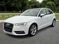 Gebraucht Audi A3 Ambiente 150 PS (110 kW) 2015 Weiß Limousine