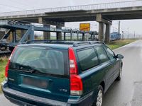 Gebraucht Volvo V70 140 PS (102 kW) 2001 Grün Kombi