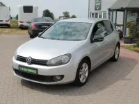 Gebraucht VW Golf VII Match 105 PS (77 kW) 2013 Silber Limousine