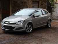 Gebraucht Opel Astra GTC Edition+ 105 PS (77 kW) 2006 Silber Coupé