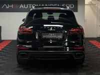 Second-hand Porsche Cayenne 262 CP (192 kW) 2016 Negru SUV