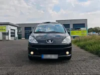 Gebraucht Peugeot 1007 73 PS (53 kW) 2006 Schwarz Van / Kleinbus