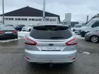 Gebraucht Ford Mondeo 160 PS (117 kW) 2012 Silber metallic Kombi
