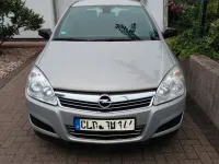Gebraucht Opel Astra 140 PS (102 kW) 2007 Gold Limousine