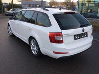 Gebraucht Skoda Octavia Ambition 110 PS (80 kW) 2017 Weiß Kombi
