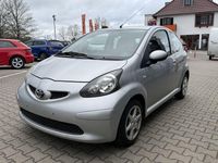 Gebraucht Toyota Aygo 68 PS (50 kW) 2006 Silber (metallic) Kleinwagen