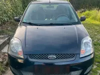Gebraucht Ford Fiesta 80 PS (58 kW) 2007 Blau Kleinwagen