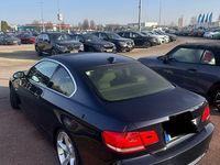 Gebraucht BMW 330 272 PS (200 kW) 2007 Blau Coupé